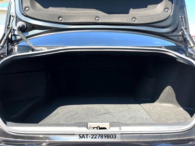 Toyota CROWN SEDAN 2019-04 8741371-12