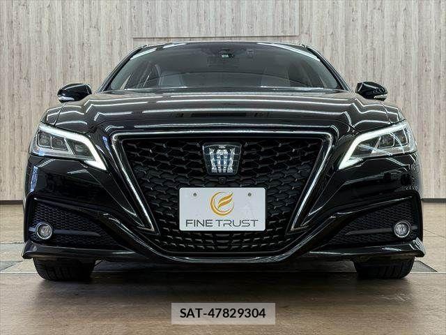 Toyota CROWN SEDAN 2021-08 8741391-13