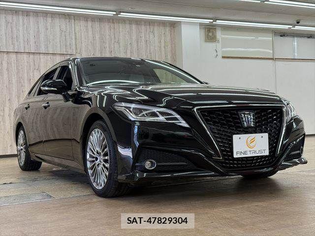 Toyota CROWN SEDAN 2021-08 8741391-14