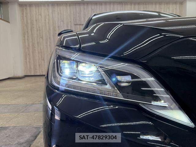 Toyota CROWN SEDAN 2021-08 8741391-29