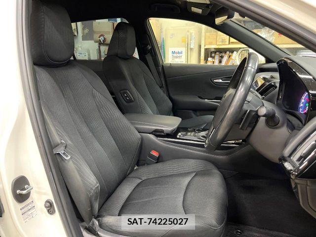 Toyota CROWN SEDAN 2018-07 8741392-9