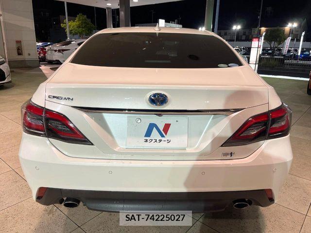Toyota CROWN SEDAN 2018-07 8741392-16