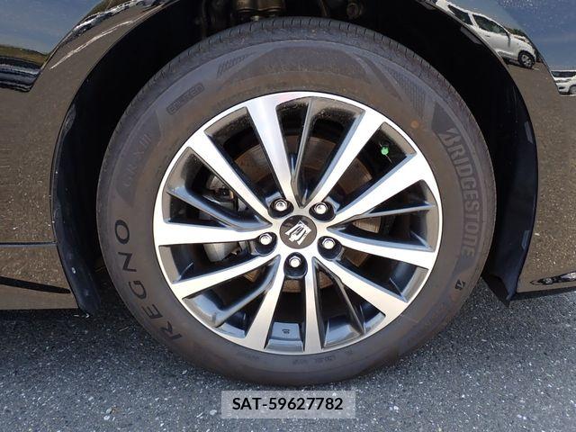 Toyota CROWN SEDAN 2019-03 8779883-12