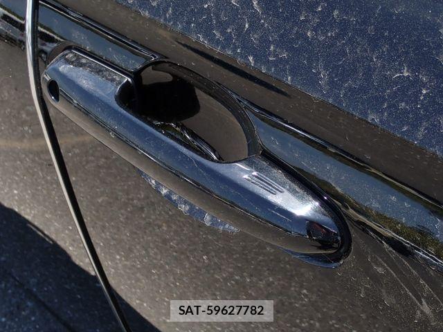Toyota CROWN SEDAN 2019-03 8779883-15