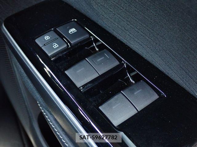 Toyota CROWN SEDAN 2019-03 8779883-22