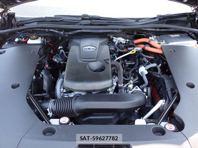 Toyota CROWN SEDAN 2019-03 8779883-3