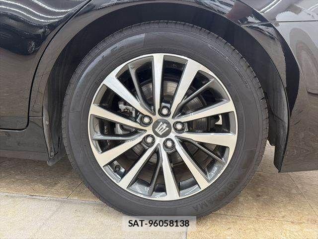Toyota CROWN SEDAN 2020-04 8779884-25