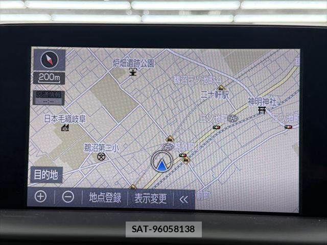 Toyota CROWN SEDAN 2020-04 8779884-3
