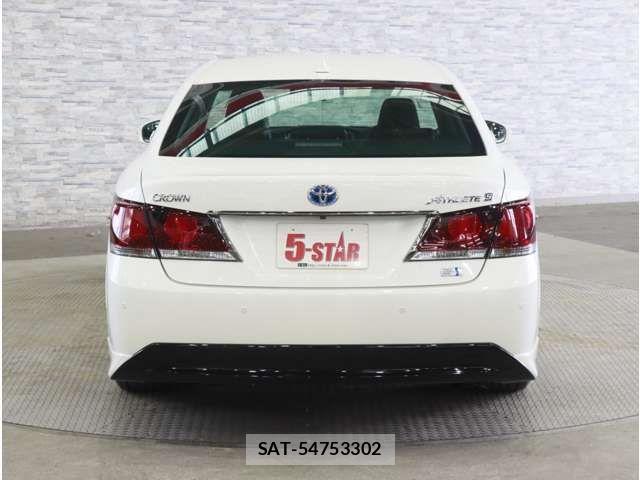 Toyota CROWN SEDAN 2015-09 8779885-14
