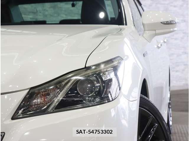 Toyota CROWN SEDAN 2015-09 8779885-16