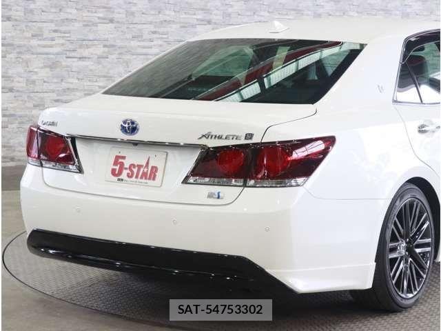 Toyota CROWN SEDAN 2015-09 8779885-19