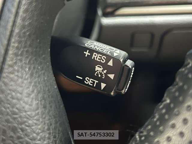 Toyota CROWN SEDAN 2015-09 8779885-8