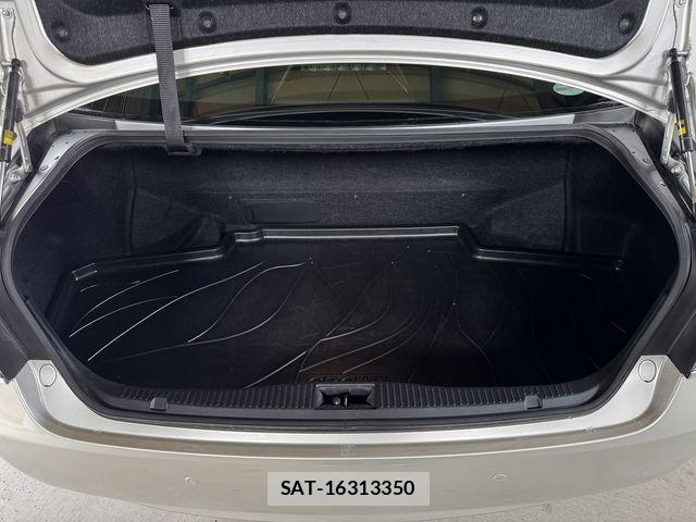 Toyota CROWN SEDAN 2013-10 8779887-12