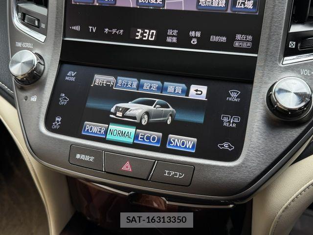 Toyota CROWN SEDAN 2013-10 8779887-25
