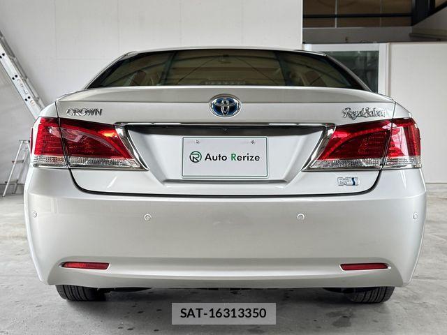 Toyota CROWN SEDAN 2013-10 8779887-3