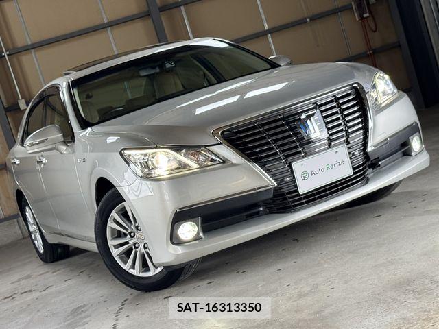 Toyota CROWN SEDAN 2013-10 8779887-6
