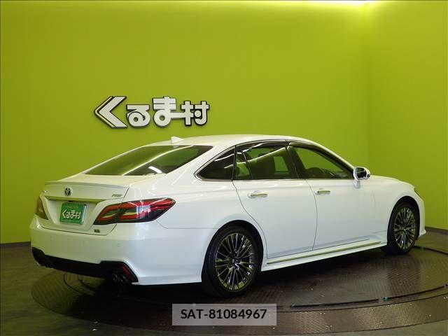 Toyota CROWN SEDAN 2020-07 8779861-1
