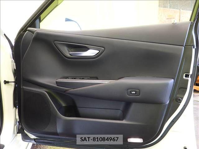 Toyota CROWN SEDAN 2020-07 8779861-22