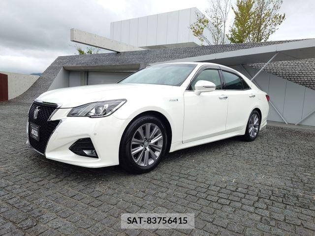 Toyota CROWN SEDAN 2015-10 8779865-1