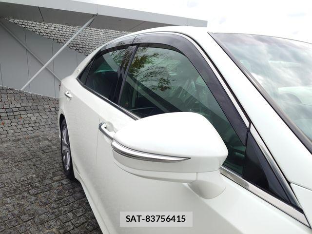 Toyota CROWN SEDAN 2015-10 8779865-4