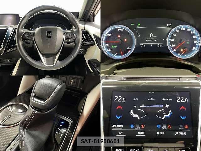 Toyota CROWN SEDAN 2019-03 8779862-3