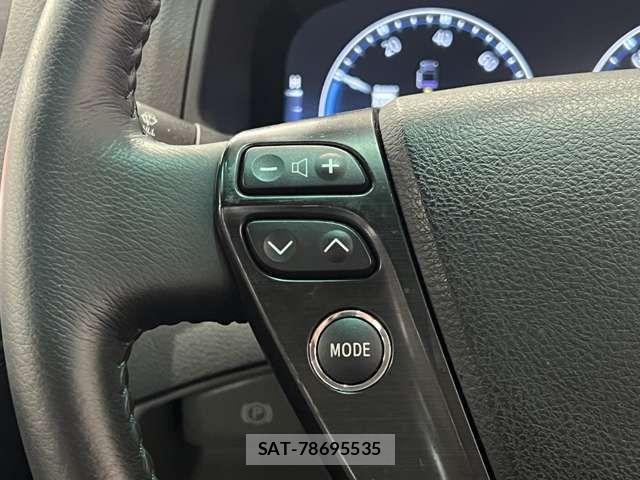Toyota CROWN SEDAN 2009-11 8779892-19
