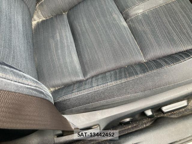 Toyota CROWN SEDAN 2013-11 8779886-12