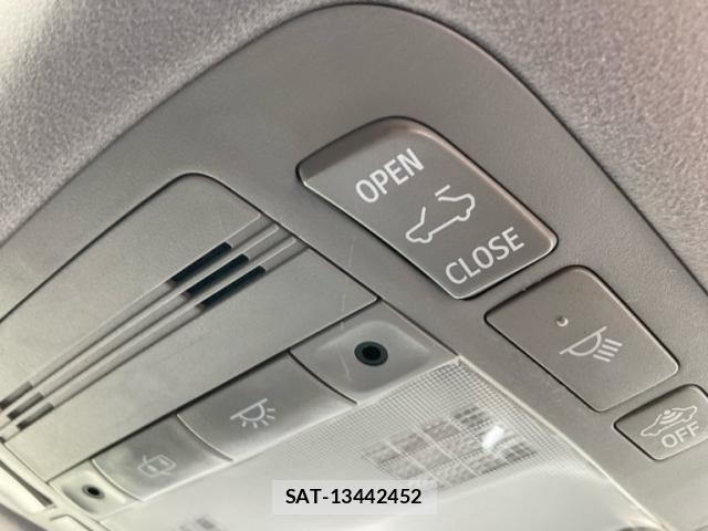 Toyota CROWN SEDAN 2013-11 8779886-13