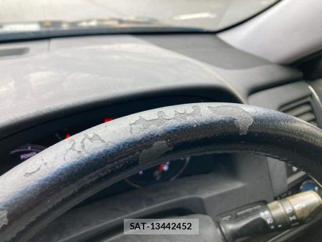 Toyota CROWN SEDAN 2013-11 8779886-15