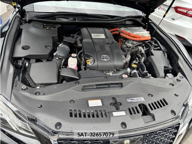 Toyota CROWN SEDAN 2016-08 8779888-17