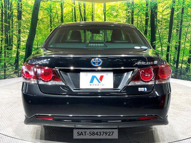 Toyota CROWN SEDAN 2018-08 8779866-14