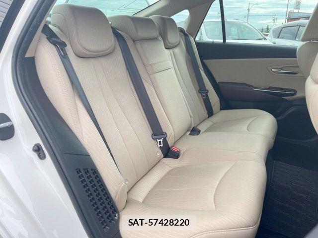 Toyota CROWN SEDAN 2018-12 8779874-9