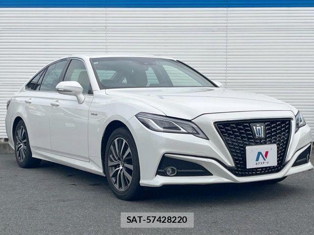 Toyota CROWN SEDAN 2018-12 8779874-16