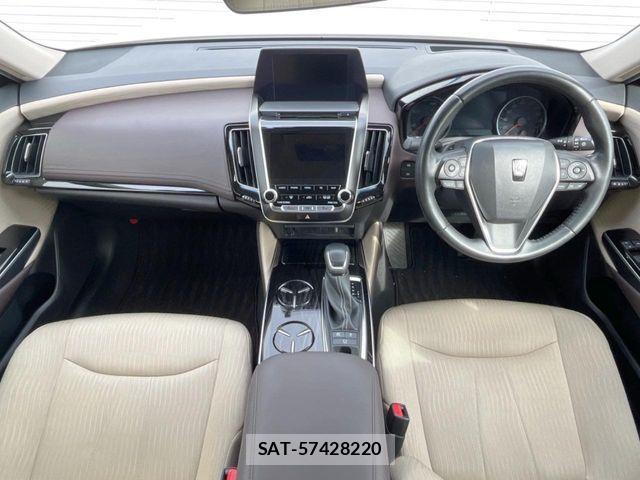 Toyota CROWN SEDAN 2018-12 8779874-1