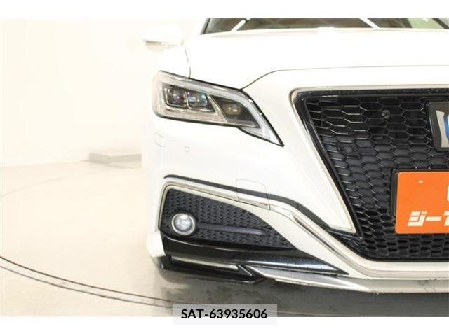 Toyota CROWN SEDAN 2018-06 8779875-15