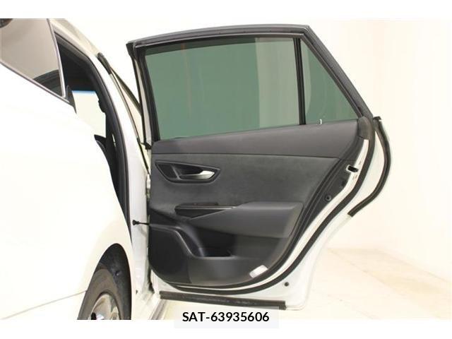 Toyota CROWN SEDAN 2018-06 8779875-29
