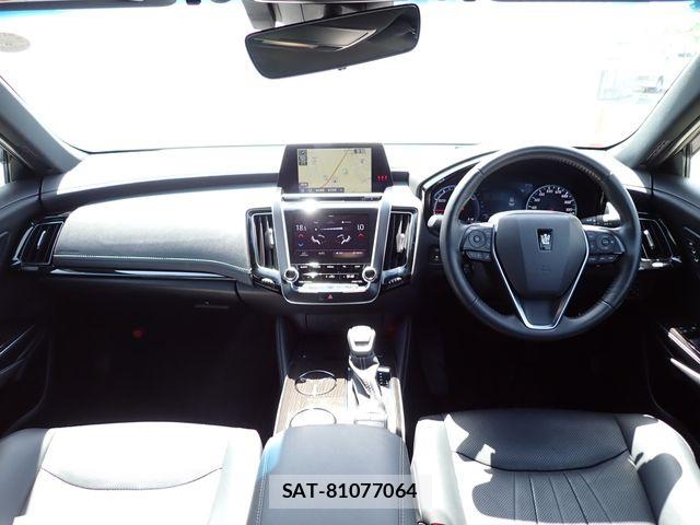 Toyota CROWN SEDAN 2020-10 8779863-1