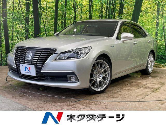 Toyota CROWN SEDAN 2013-06 8779889-0