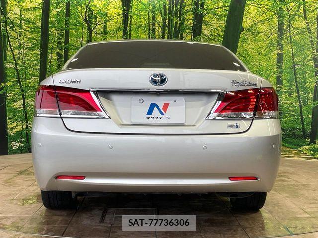 Toyota CROWN SEDAN 2013-06 8779889-14