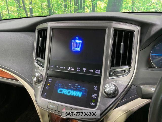 Toyota CROWN SEDAN 2013-06 8779889-2