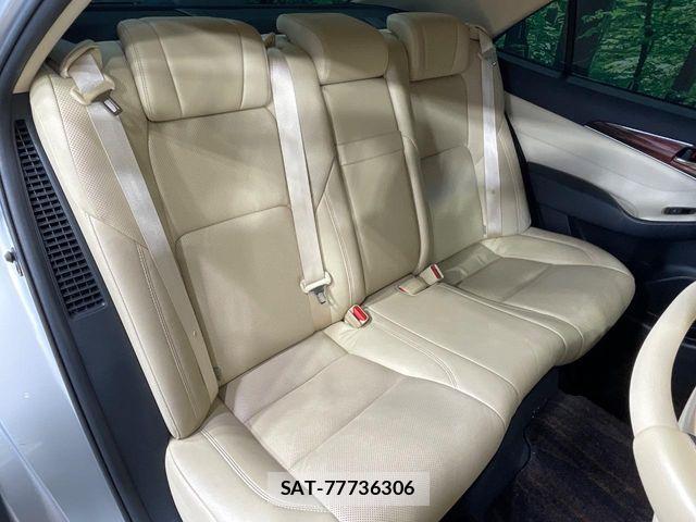 Toyota CROWN SEDAN 2013-06 8779889-8