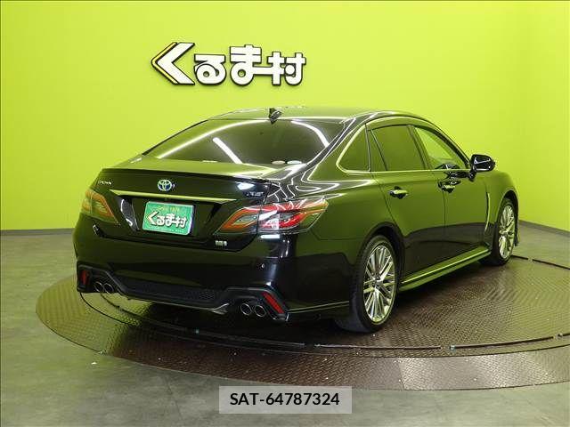 Toyota CROWN SEDAN 2021-03 8779860-1