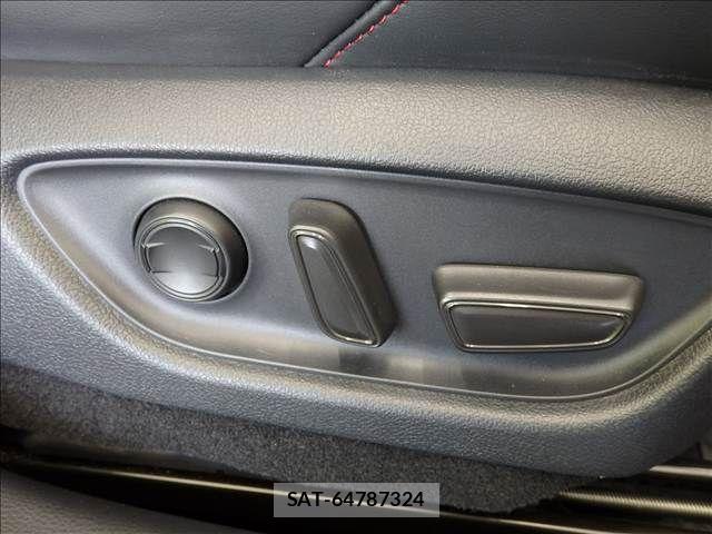 Toyota CROWN SEDAN 2021-03 8779860-19