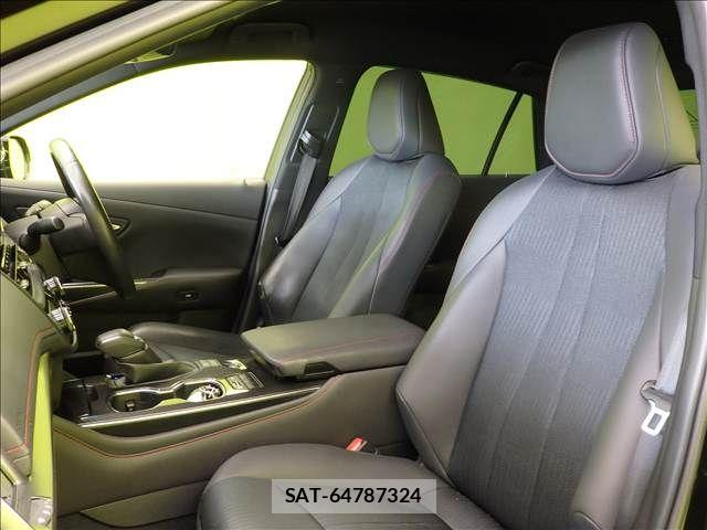 Toyota CROWN SEDAN 2021-03 8779860-28