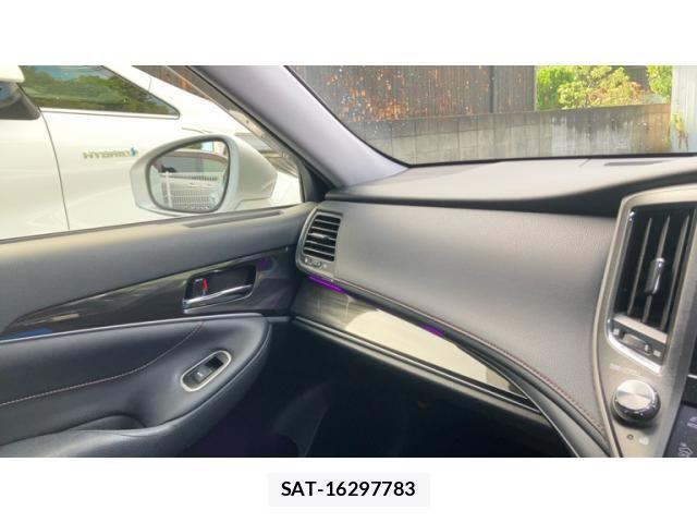 Toyota CROWN SEDAN 2013-03 8779891-19