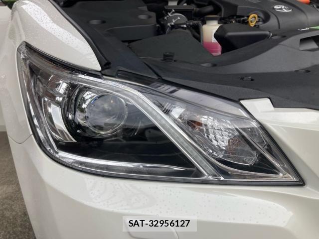 Toyota CROWN SEDAN 2013-10 8795639-11