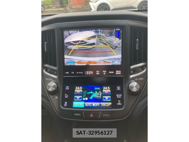 Toyota CROWN SEDAN 2013-10 8795639-24