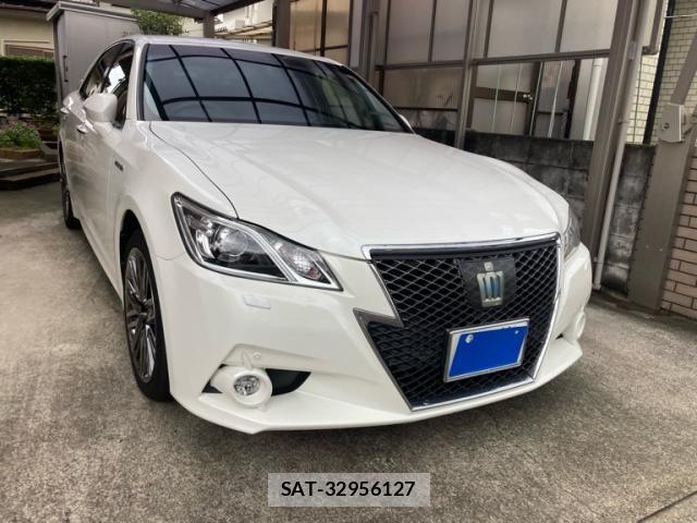 Toyota CROWN SEDAN 2013-10 8795639-2