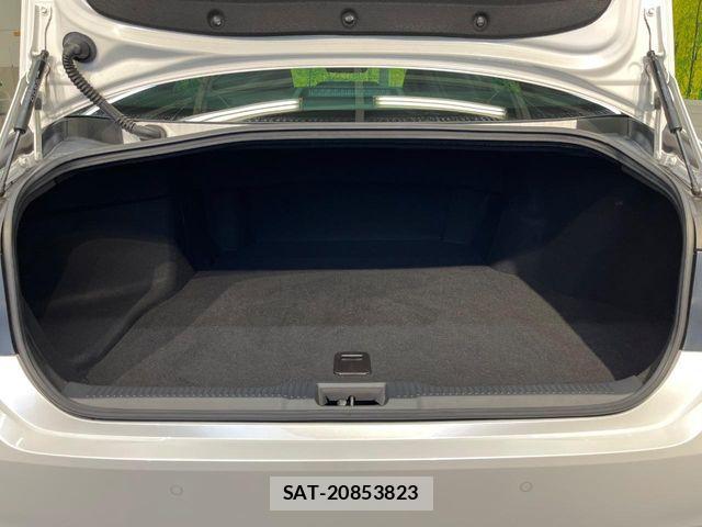 Toyota CROWN SEDAN 2021-09 8795614-9