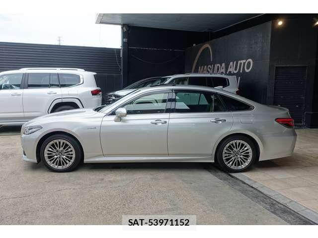 Toyota CROWN SEDAN 2019-08 8795618-5